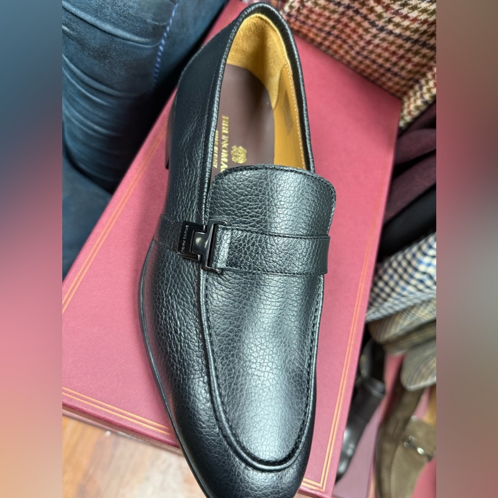 Dress shoe by Bruno megli